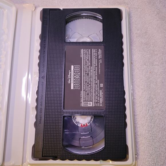 Walt Disney's Dumbo 60th Anniversary Edition VHS Tested RARE Vintage Clamshell - Picture 3 of 6